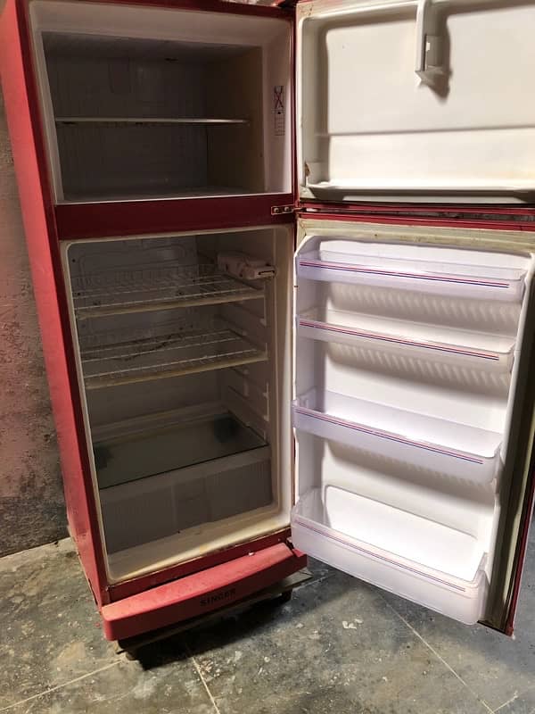 SINGER COOL MAX FRIDGE AND REFRIGERATOR IN PERFECT  WORKING  CONDITION 0