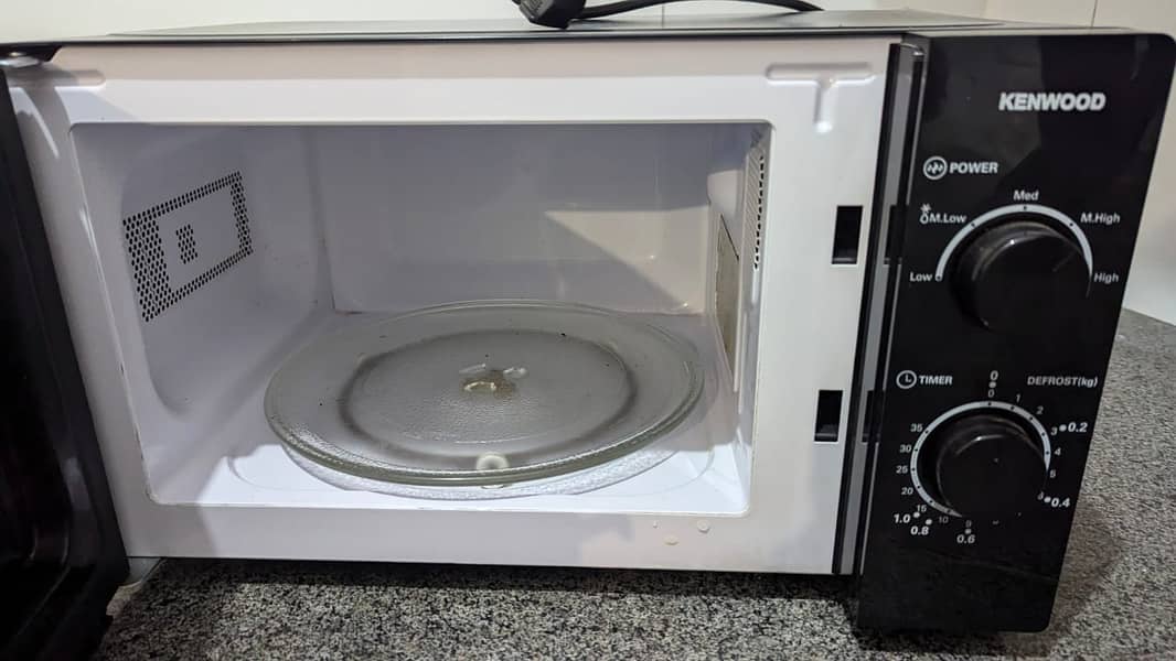 Kenwood Microwave Oven For Kitchen & Office 1