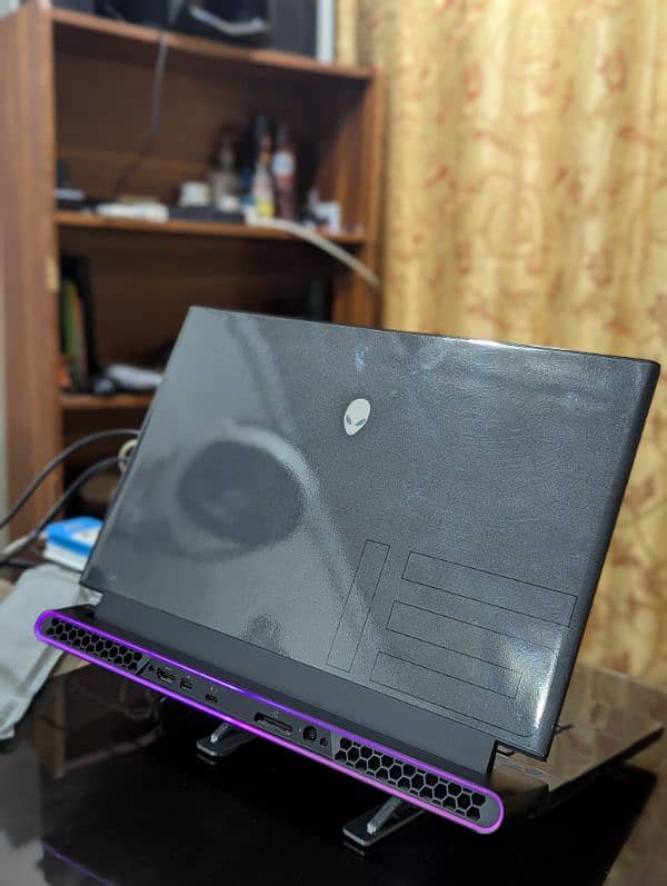 Dell Alienware M15 R3 8