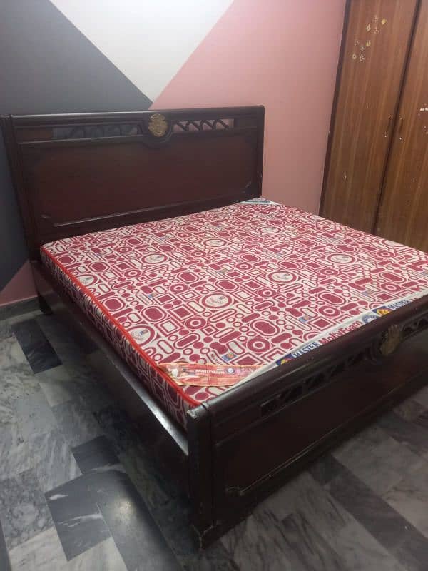 King Size bed with Metress for sale 4