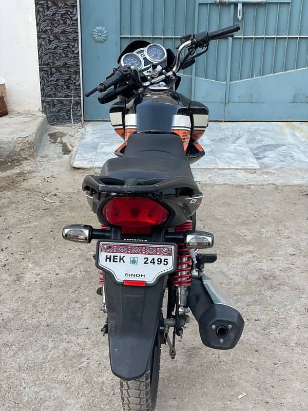 Honda CB150f 1