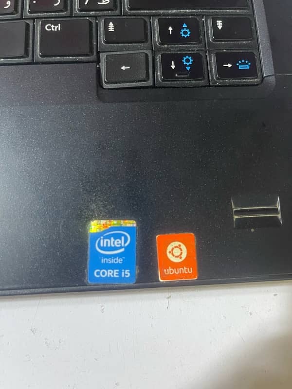 Laptop / Dell 6