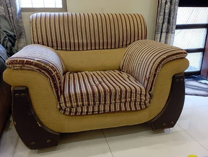 7 Seven Seat Sofa Set 0