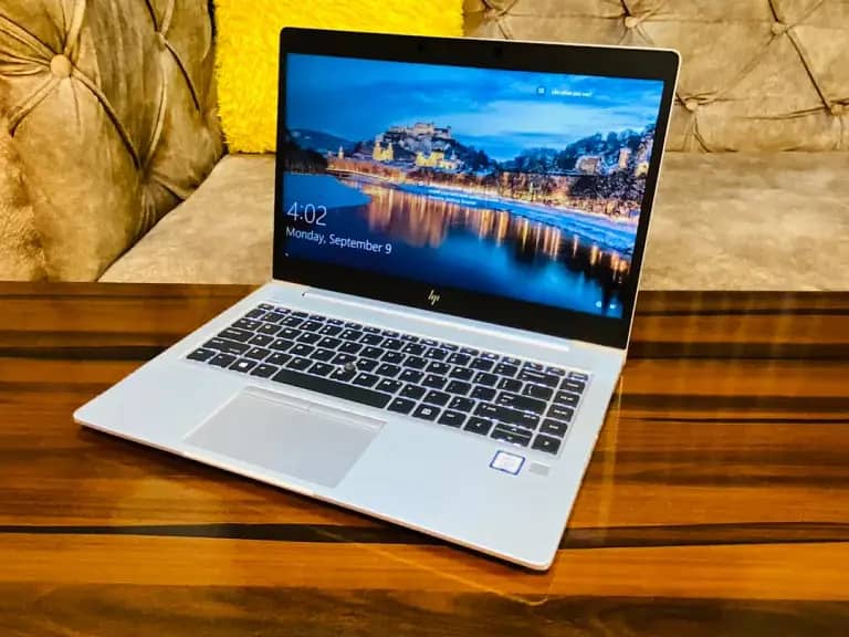 Hp Elitebook C-i5 8TH GEN 256GB SSD 8GB DDR4 With Face ID Look: 5