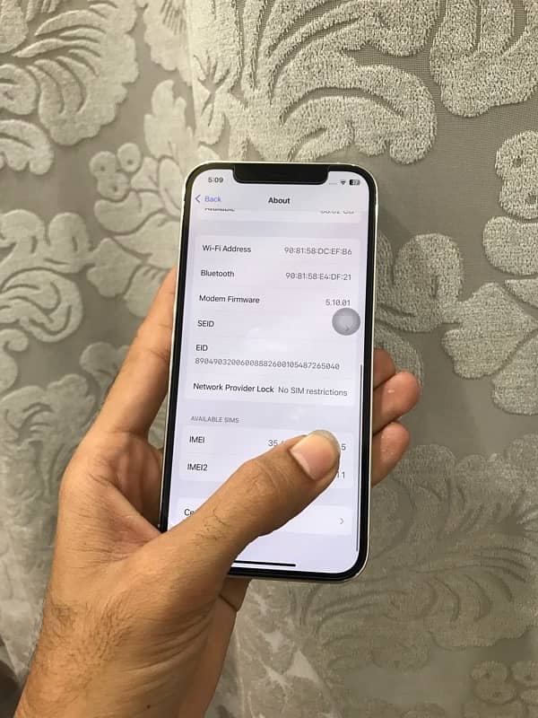 IPhone 12 Pro - white with Mattel edges - 128 GB 8