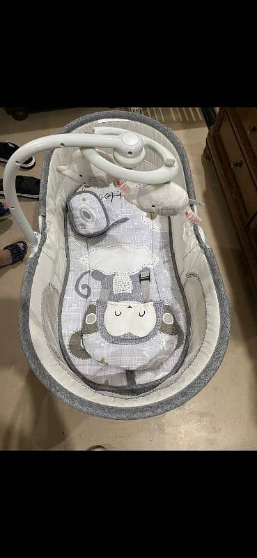 mastella bassinet 4 in 1 1