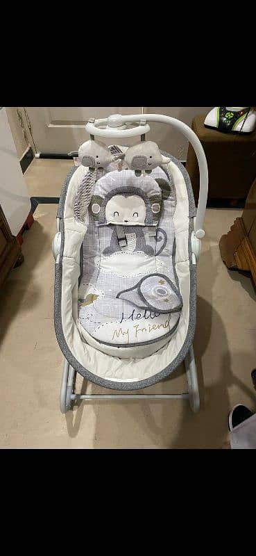 mastella bassinet 4 in 1 2