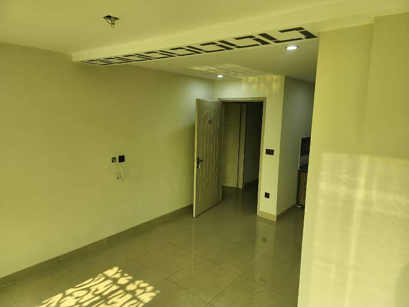 300 Sq-Ft Studio Apartment in Bahria Town Lahore 1