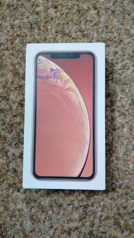 i phone xr 64 gb  with box 10/10 0