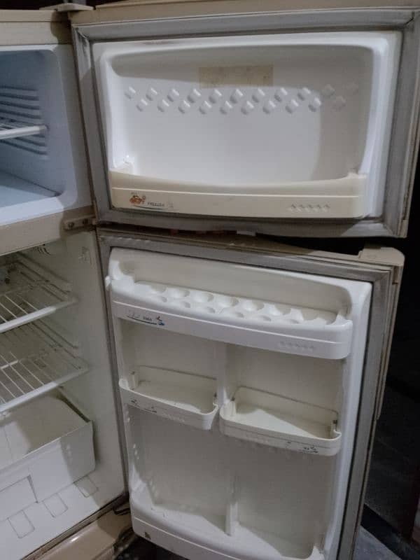 Pel Refrigerator 3