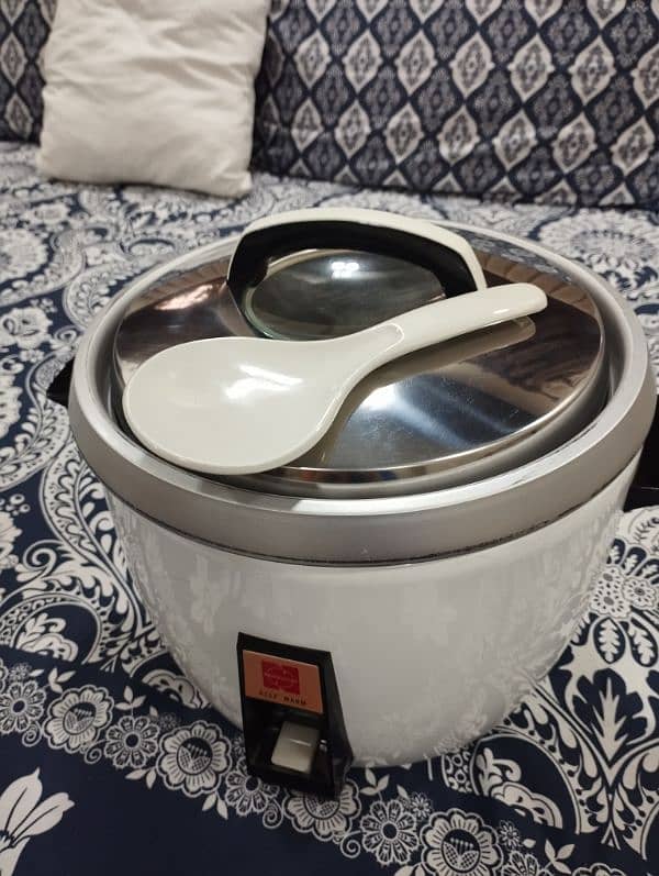 ELECTRIC AUTOMATIC RICE COOKER 0