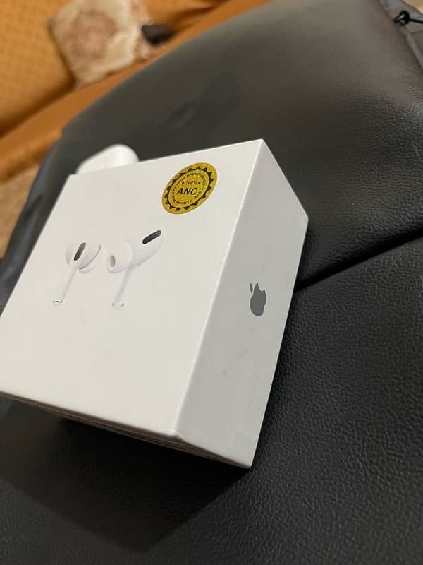 Airpods Pro 4