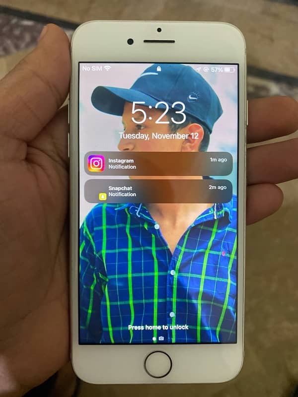 Iphone 7 10/10 condition water pack 32 gb (JV) 5