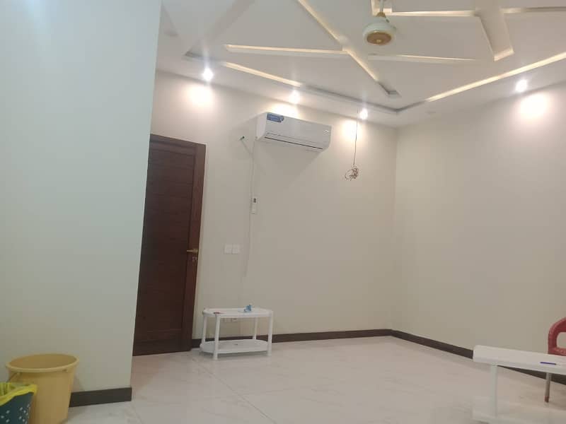 10 Marla Brand New House For Rent For Office 6