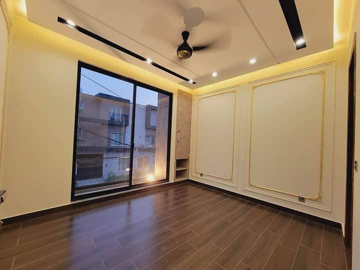 5 Marla brand New Luxury House For Sale In Johar Town 15