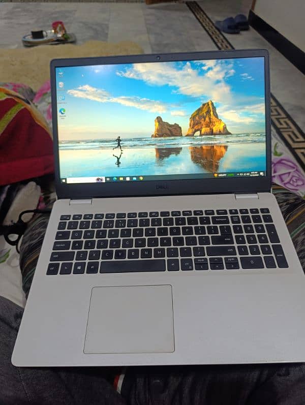 Dell Inspiron 3501 i5-11th Generation 2