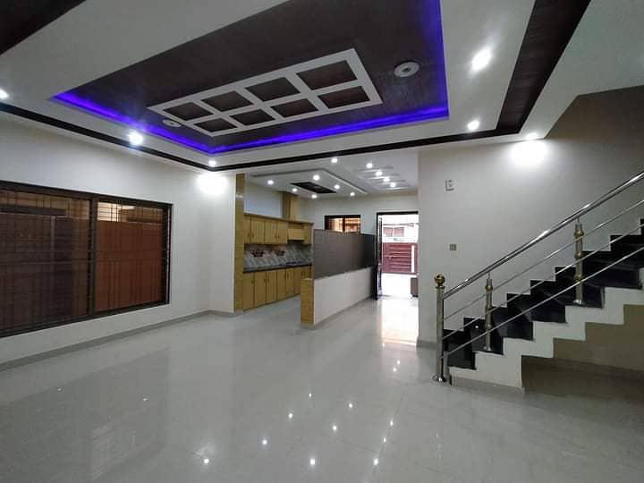 1 Kanal Beautiful House Available For Sale In Airline Society 5