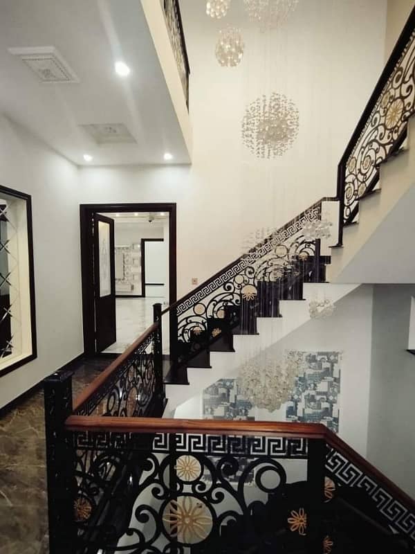 10 Marla Brand New Luxury House For Sale In Gulshan E Lahore 18