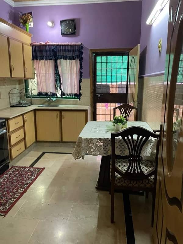 10 marla beautiful house for sale in Gulshne lahore 7