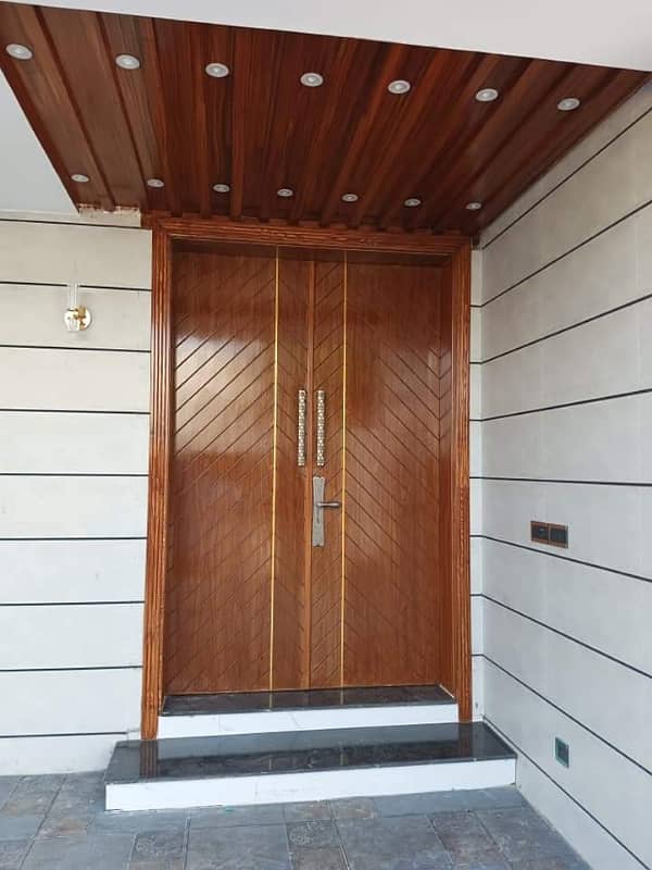 1 Kanal Brand New Luxury House Available For Sale In Johar Town 21