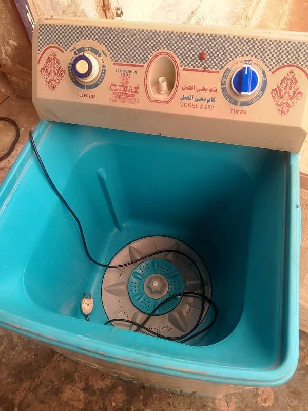 10/7 condition Washing Machine 3