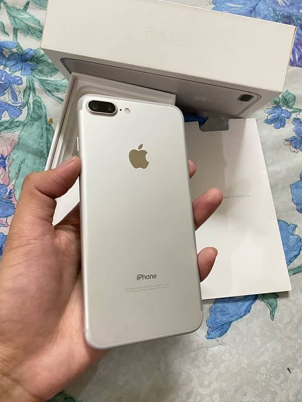 iPhone 7 Plus with Box 1