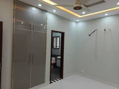 5 Marla brand new flat for rent in Lda avenue 0