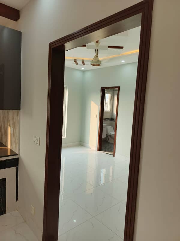 5 Marla brand new flat for rent in Lda avenue 1