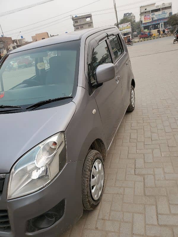 Suzuki Wagon R 2018 5