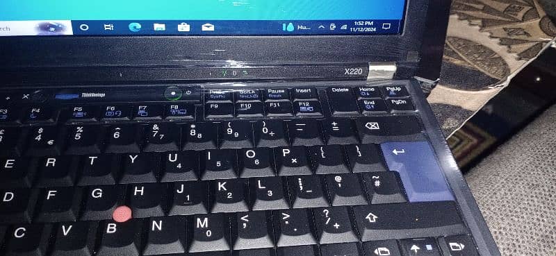 LENOVO X220 THINKPAD 4GB RAM /500GB HARD ALL OK LAPTOP 1