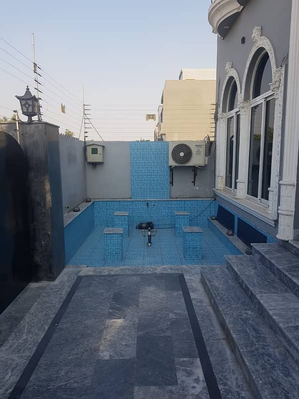 10 Marla Lock Option For Rent In Tauheed Block 0