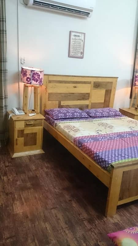 Bed Set For Sale/wooden Bed/ luxury style with Side & dressing Table 2