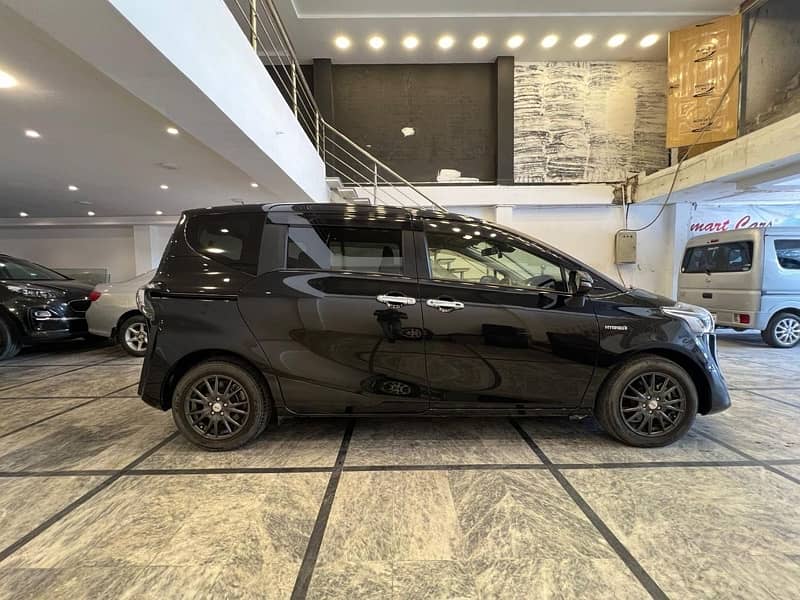 Toyota Sienta G 2019 1