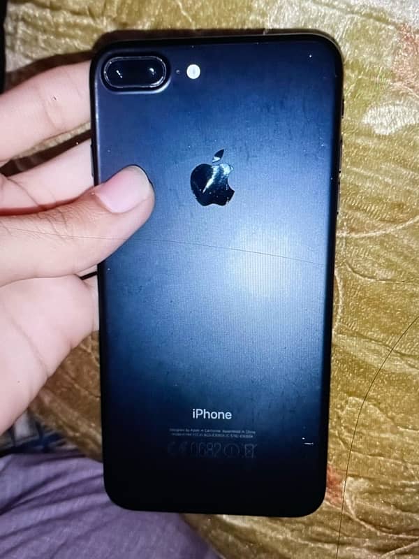 Iphone 7 plus pta , Black colour less ho jay gi 1