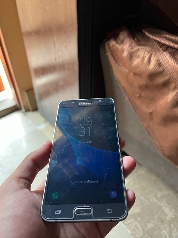 Samsung galaxy j7 1