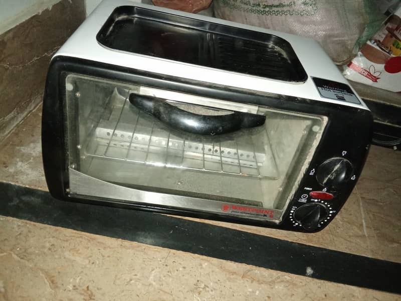 Westpoint Oven Toaster 0