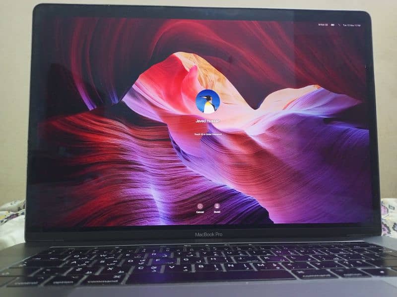 Macbook pro 2017 2