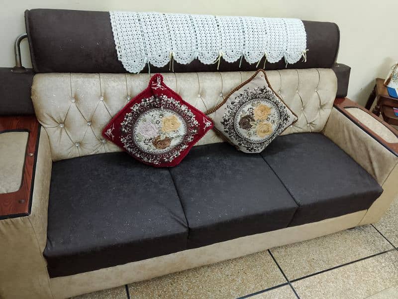 Sofa set / 6 seater 0