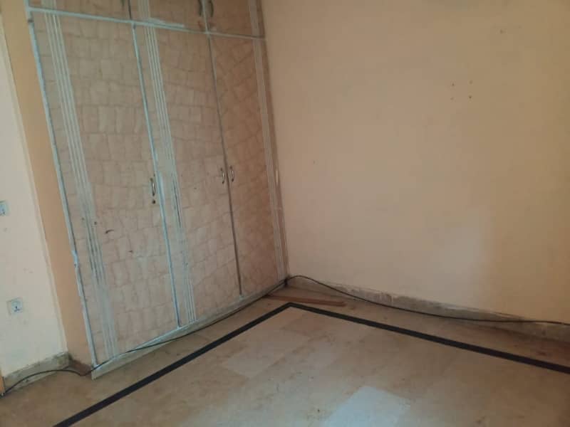 johar town J2 block 5 marla full house 4 bed's double kitchen marble floor near Emporium mall expo center 8