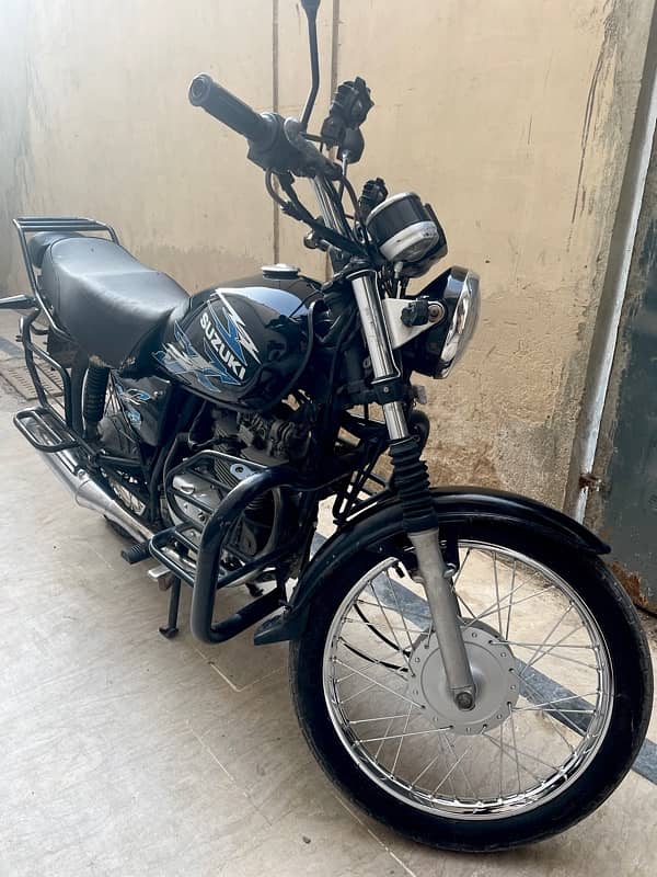 SUZUKI GS 150 KARACHI 2