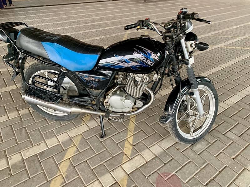 Suzuki GS 150 SE 5