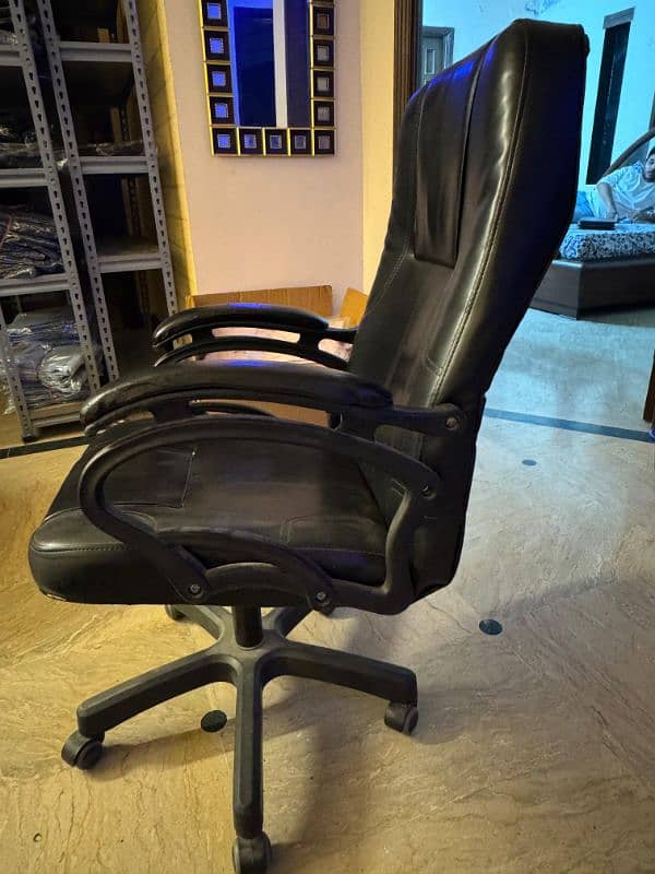 office chair 3