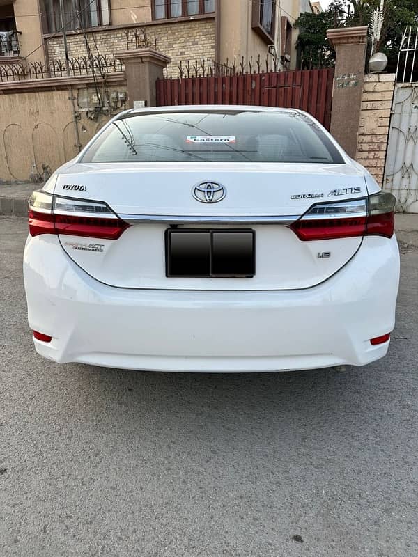 Toyota Corolla Altis 2018 8