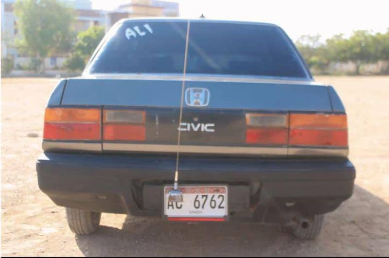 Honda Civic EXi 1987 3