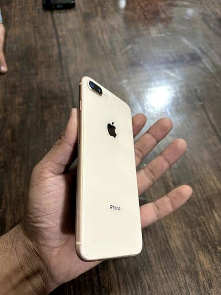 iphone 8Plus Non PTa 1