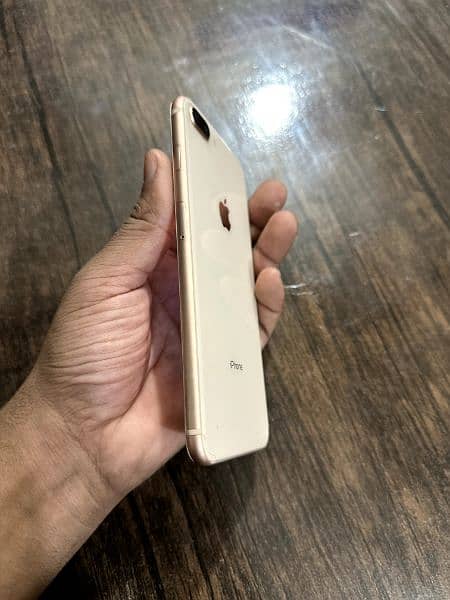 iphone 8Plus Non PTa 4