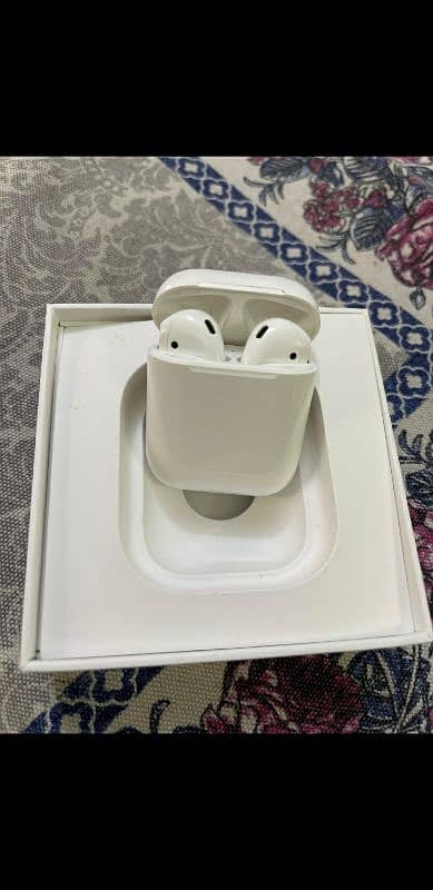 Apple original earpods brande new earbuds with box and cable 2