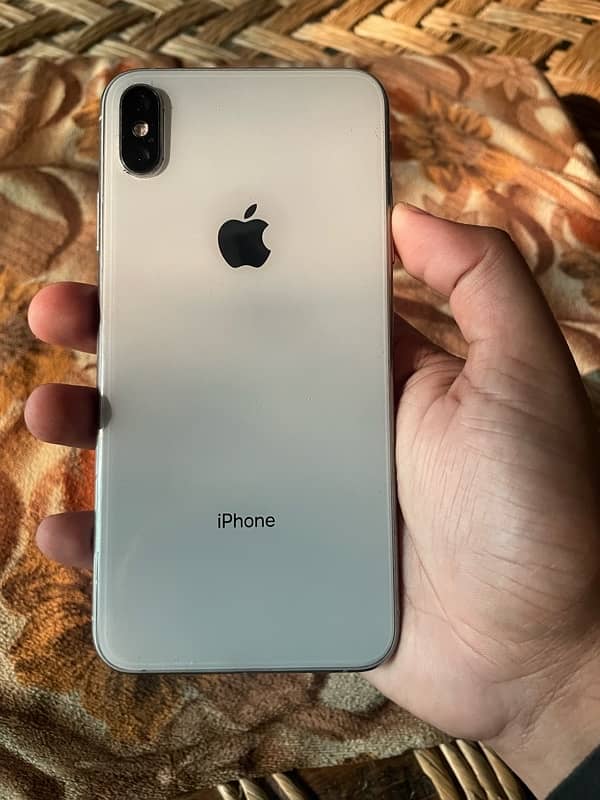 Iphone xsmax 64gb non pta (zong sim working) 2