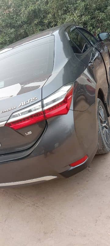 Toyota Corolla Altis 2019 11