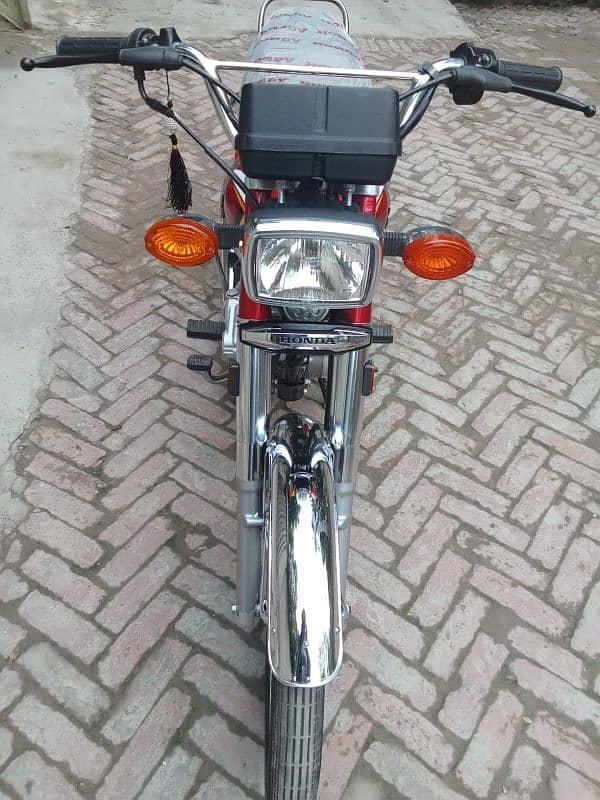 Honda 125 like new 4